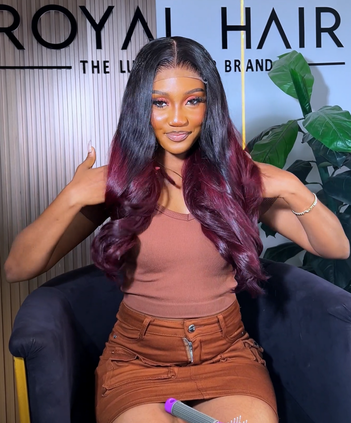 22” Super deluxe unit 300grams 
With 5x5 Swiss lace